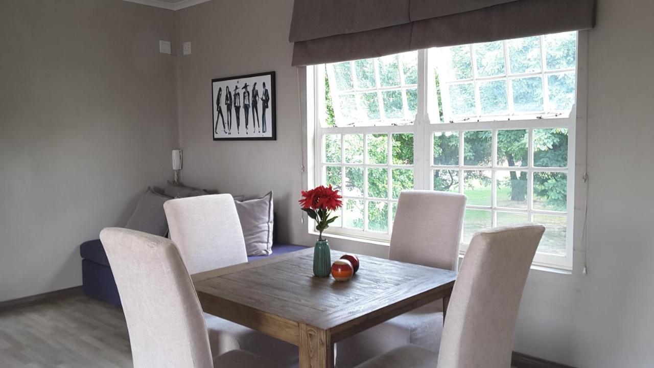 Versailles Pretoria Ngoại thất bức ảnh
